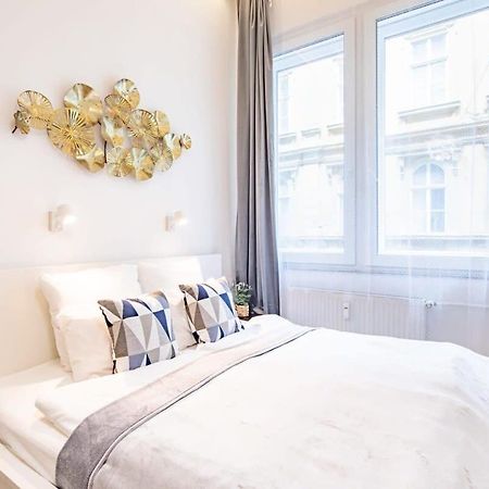 Ultra Central - New - Comfy Studio Budapest Esterno foto
