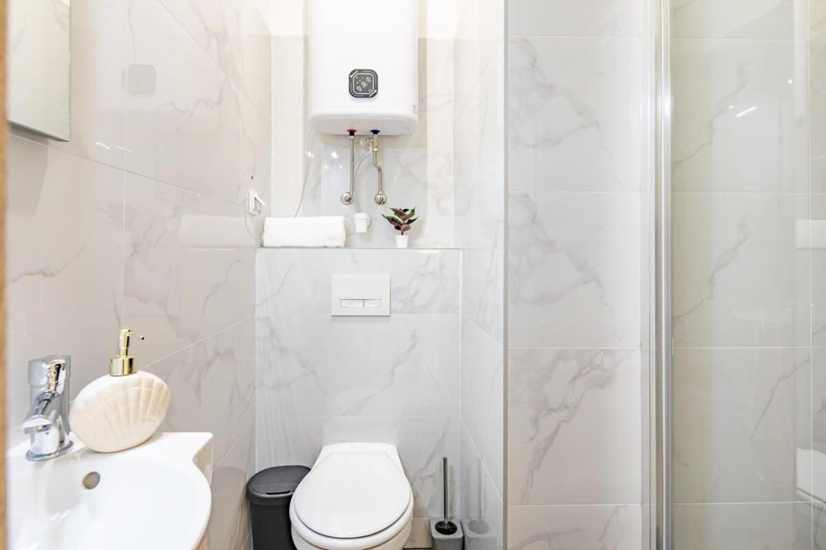 Ultra Central - New - Comfy Studio Budapest Esterno foto